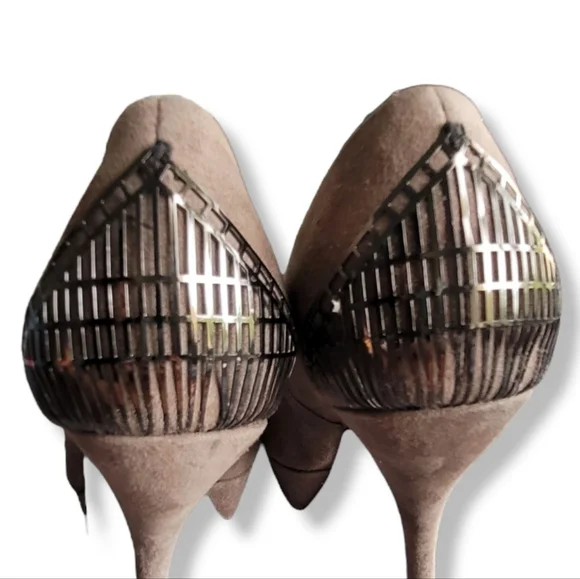 Halston Taupe Suede Platform Heels, 6 - Picture 5 of 8